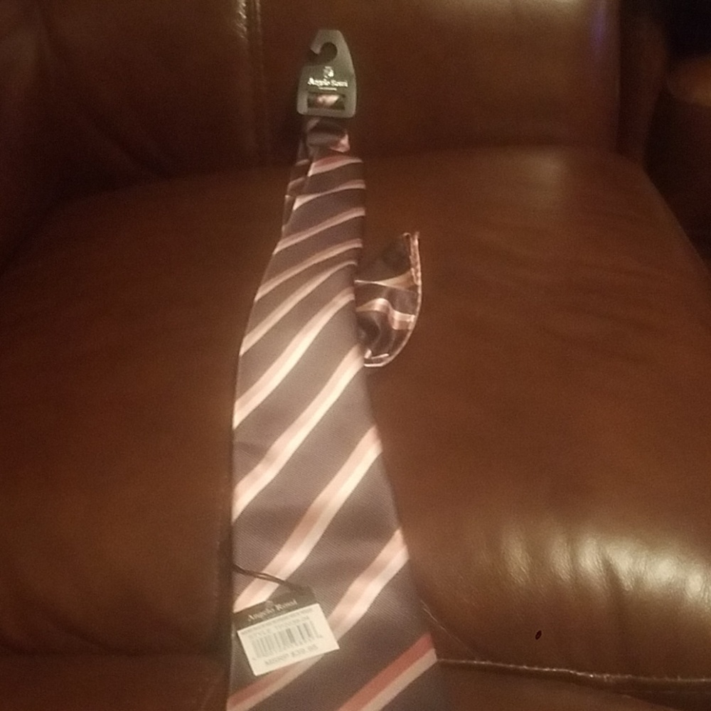 Men's tie